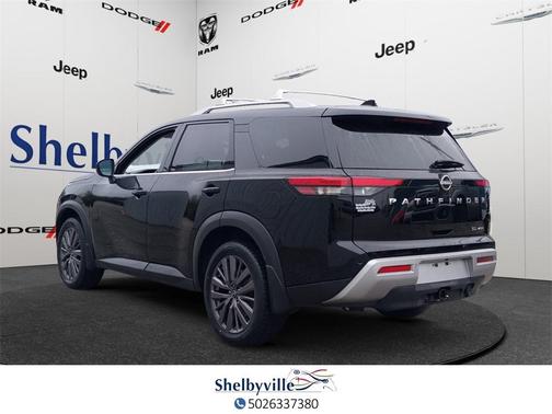 2023 Nissan Pathfinder SL
