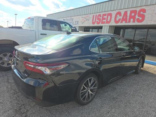 2023 Toyota Camry XLE