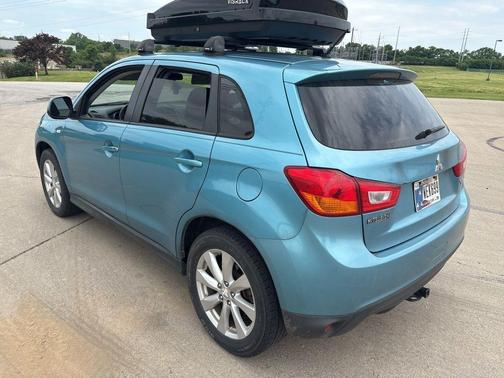 Blue 2014 Mitsubishi Outlander Sport ES