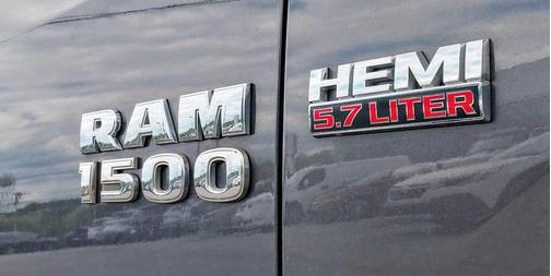 2014 RAM 1500 SLT
