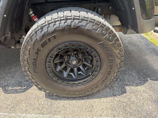 Black Clearcoat 2021 Jeep Gladiator Rubicon