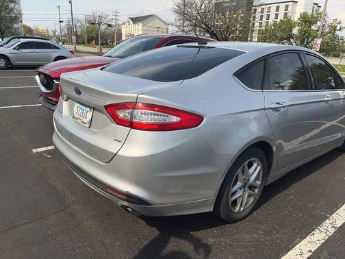 2015 Ford Fusion SE