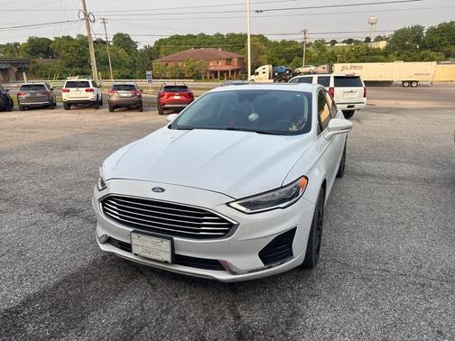 2019 Ford Fusion SEL