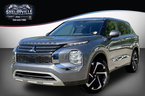 Silver 2024 Mitsubishi Outlander SE