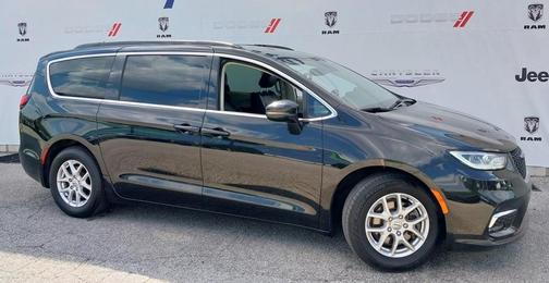 2022 Chrysler Pacifica Touring-L