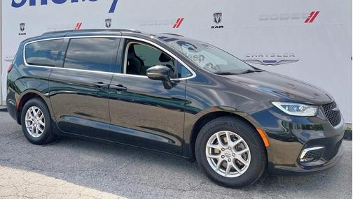 2022 Chrysler Pacifica Touring-L