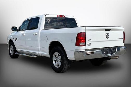 Bright White Clearcoat 2020 RAM 1500 Classic SLT