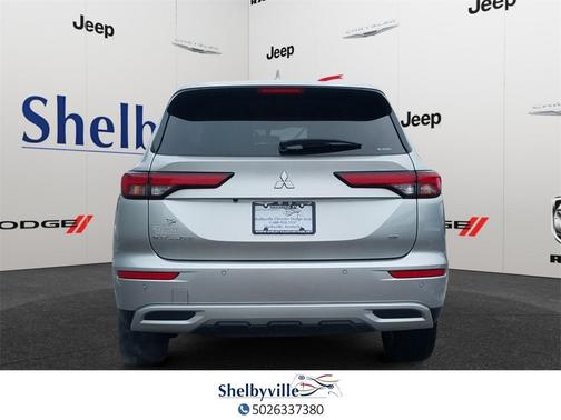 2024 Mitsubishi Outlander SE