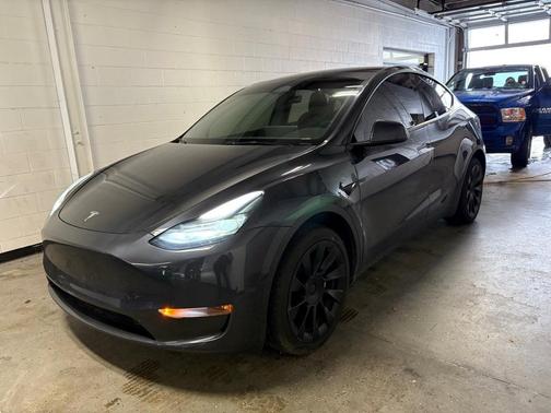 2024 Tesla Model Y Long Range
