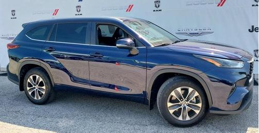 2024 Toyota Highlander XLE