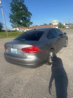 Tungsten Silver Metallic 2013 Volkswagen Passat 2.5L Wolfsburg Edition