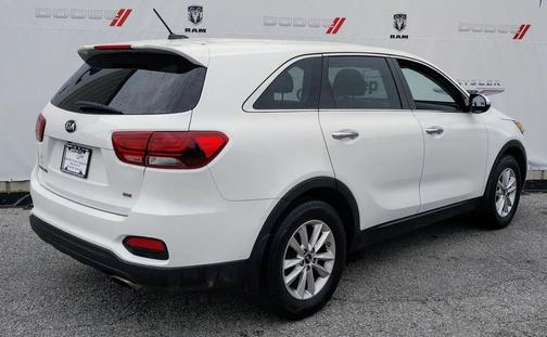 2020 Kia Sorento LX
