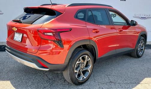 2024 Chevrolet Trax LT