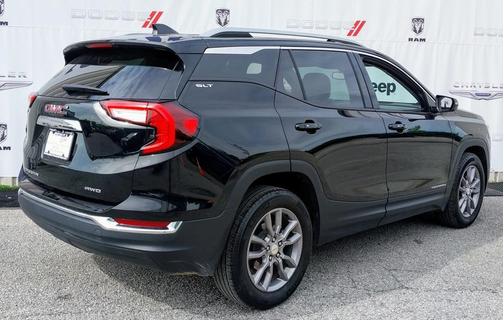 2024 GMC Terrain SLT