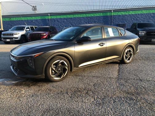 2025 Kia K4 EX