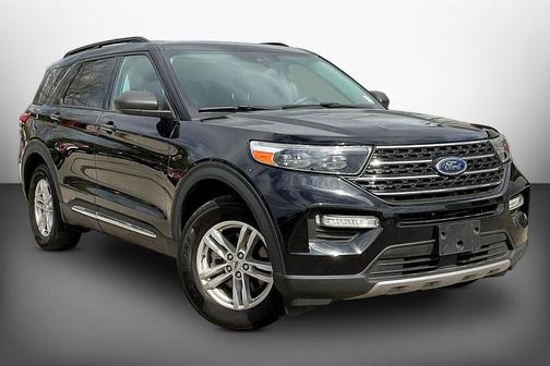 Black 2021 Ford Explorer XLT