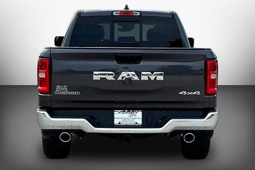 Granite Crystal Clearcoat Metallic 2026 RAM 1500 Big Horn/Lone Star