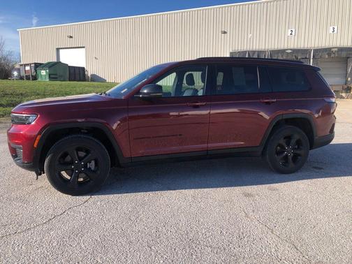 2023 Jeep Grand Cherokee L Laredo