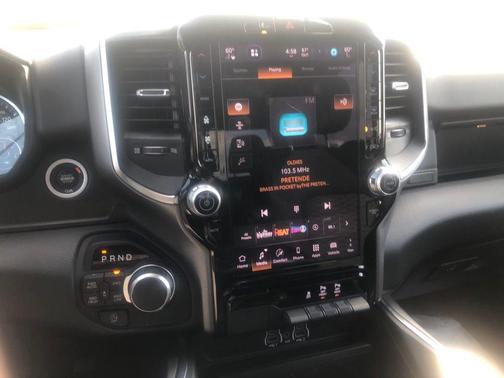 Diamond Black 2025 RAM 1500 Big Horn/Lone Star