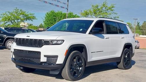 2025 Jeep Grand Cherokee L Laredo