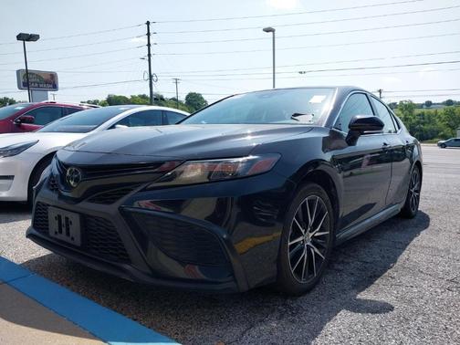 2023 Toyota Camry SE Nightshade