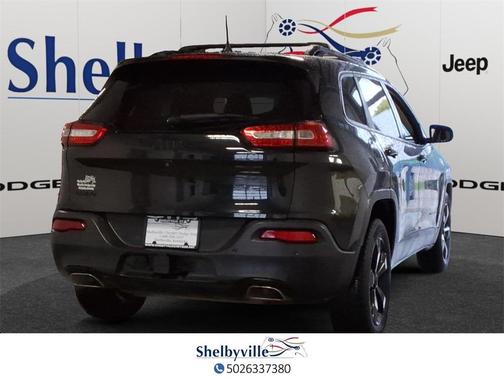 2016 Jeep Cherokee Altitude