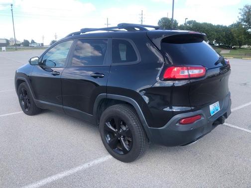 2016 Jeep Cherokee Altitude