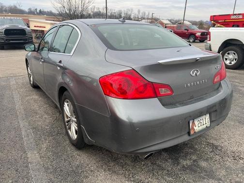 2013 INFINITI G37x Base
