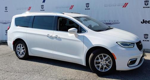 2021 Chrysler Pacifica Touring-L