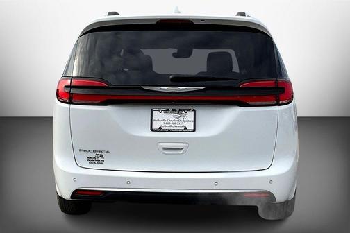 2021 Chrysler Pacifica Touring-L
