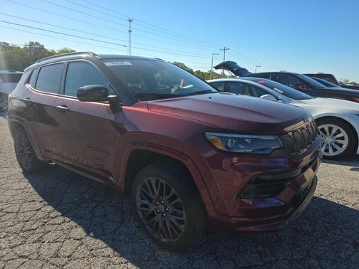2022 Jeep Compass Altitude