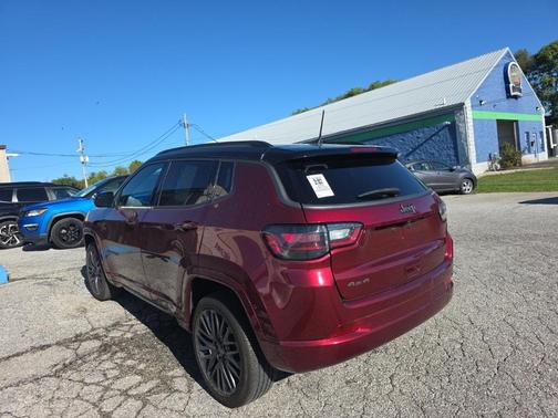 2022 Jeep Compass Altitude