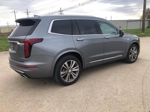 2021 Cadillac XT6 Premium Luxury AWD