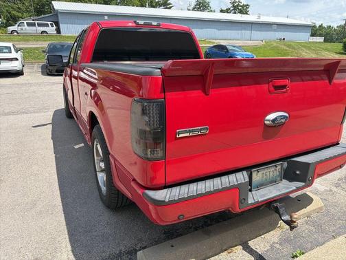 Red 2008 Ford F-150 SuperCab