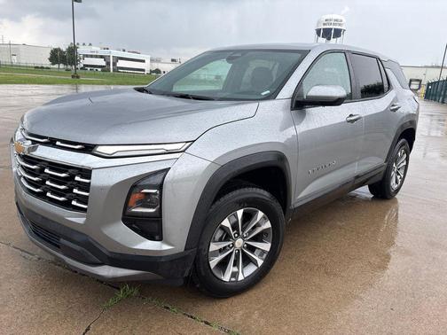 Sterling Gray Metallic 2026 Chevrolet Equinox LT