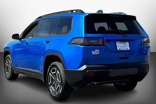 Hydro Blue Pearlcoat 2026 Jeep Cherokee LAREDO/LIMITED