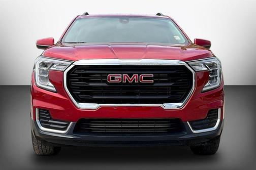 Cayenne Red Tintcoat 2022 GMC Terrain SLE