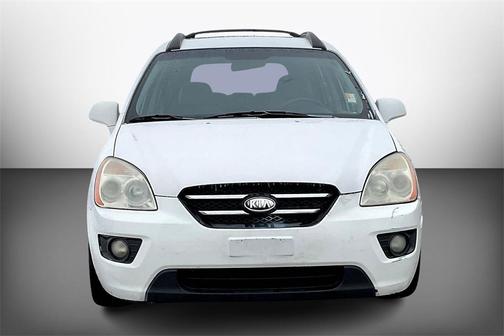 2008 Kia Rondo 