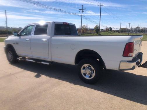 Bright White Clearcoat 2012 RAM 2500 SLT