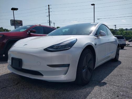 2019 Tesla Model 3 Long Range