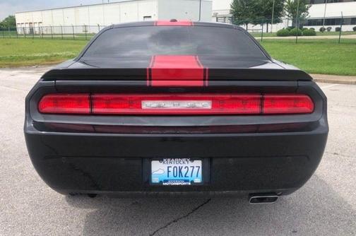 Black Clearcoat 2013 Dodge Challenger SXT