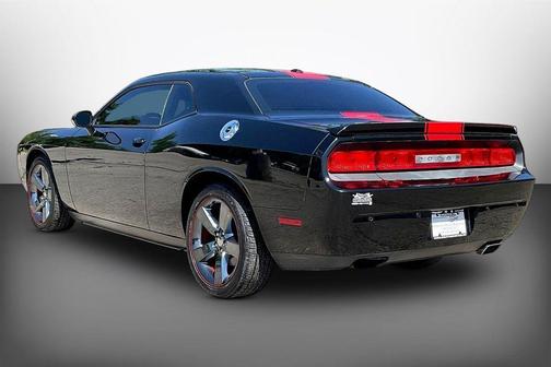 Black Clearcoat 2013 Dodge Challenger SXT