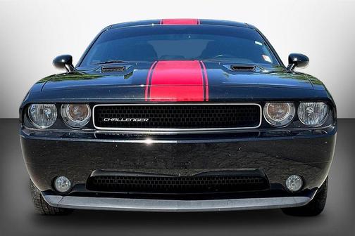 Black Clearcoat 2013 Dodge Challenger SXT