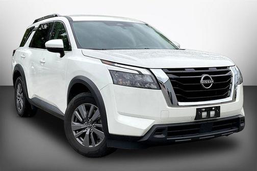 Glacier White 2025 Nissan Pathfinder SV