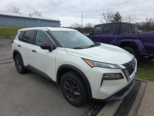 2022 Nissan Rogue S