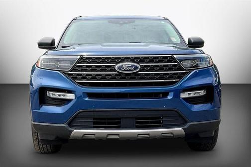 Blue Metallic 2022 Ford Explorer XLT