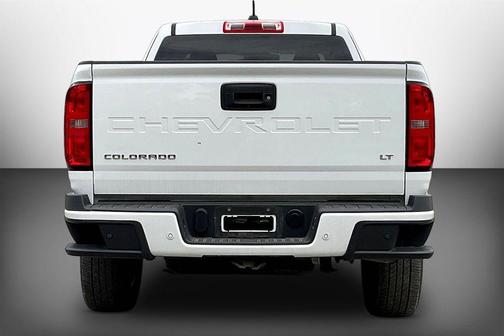 Summit White 2022 Chevrolet Colorado LT