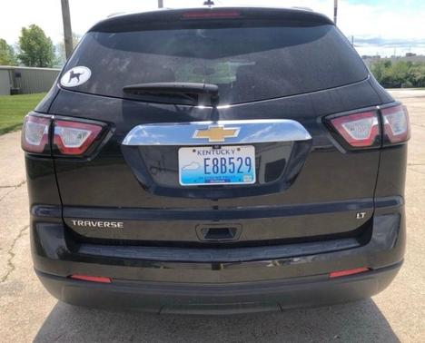 Mosaic Black Metallic 2017 Chevrolet Traverse 1LT