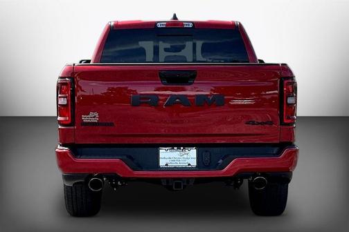 Molten Red Pearlcoat 2026 RAM 1500 Big Horn/Lone Star