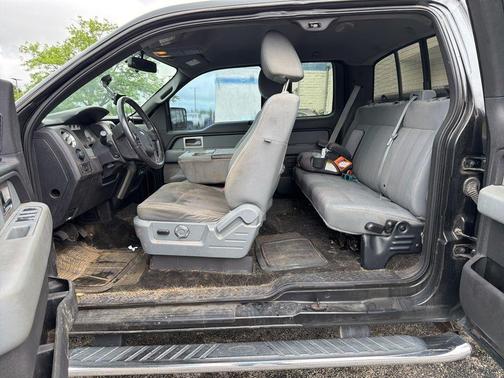 Tuxedo Black Metallic 2011 Ford F-150 XLT